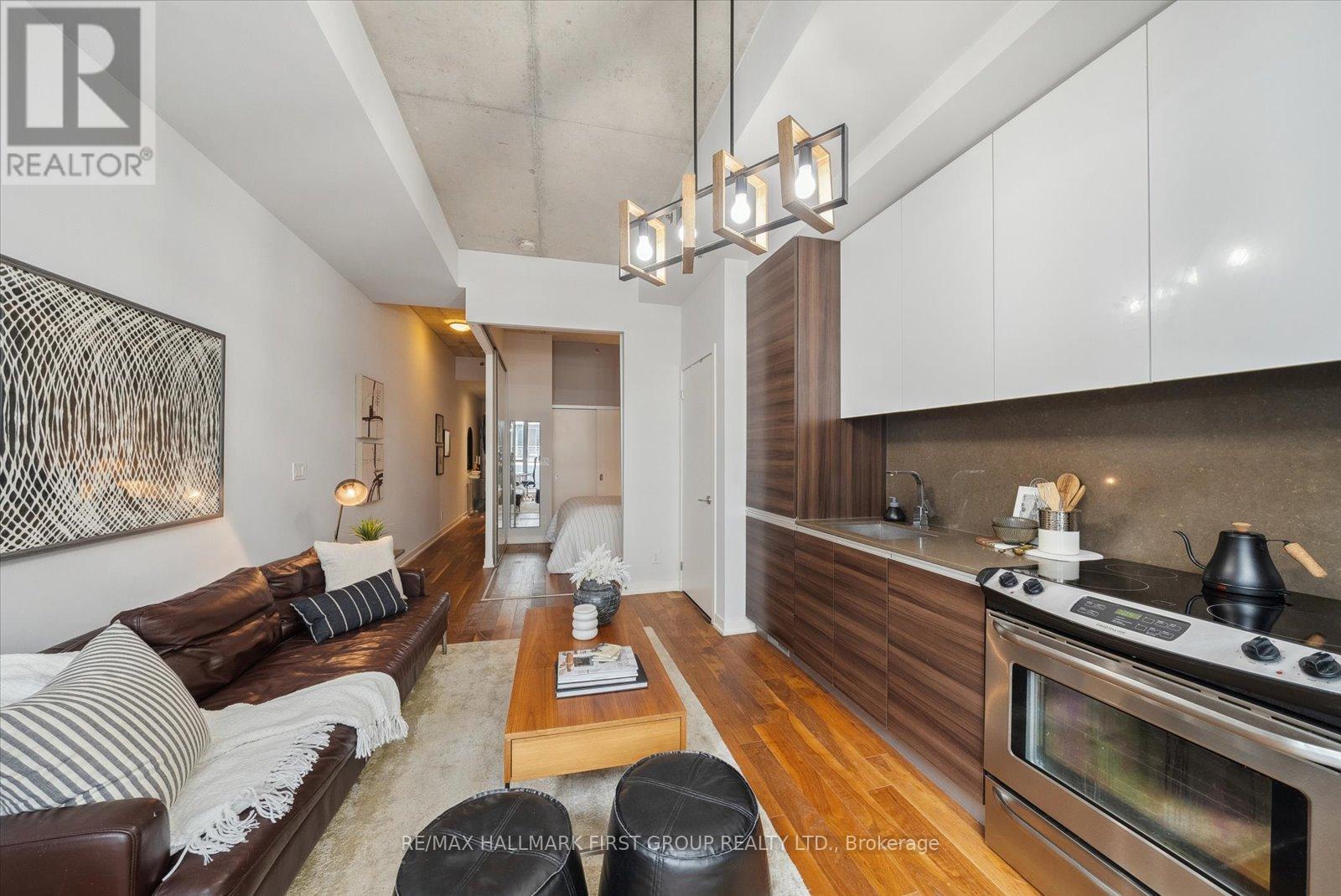 602 - 8 Gladstone Avenue, Toronto, Ontario  M6J 0B3 - Photo 12 - C12450037