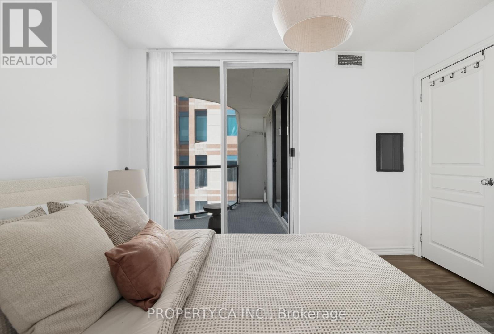 709 - 801 Bay Street, Toronto, Ontario  M5S 1Y9 - Photo 15 - C12450078