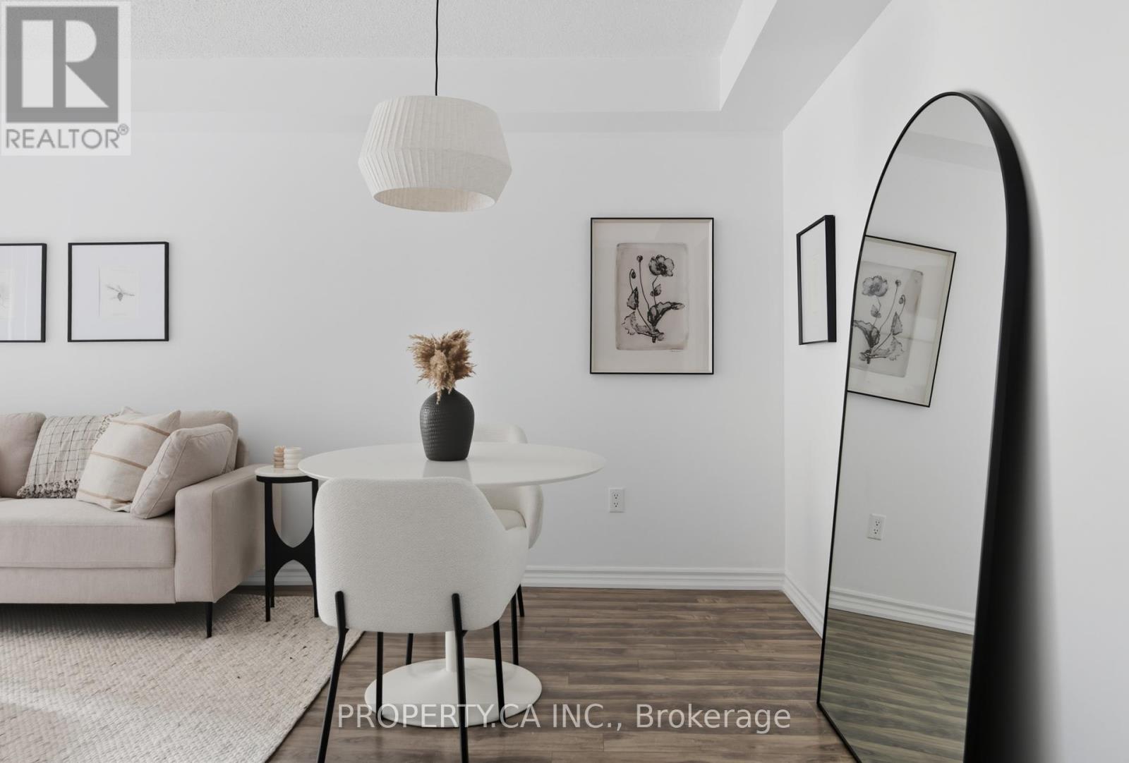 709 - 801 Bay Street, Toronto, Ontario  M5S 1Y9 - Photo 3 - C12450078