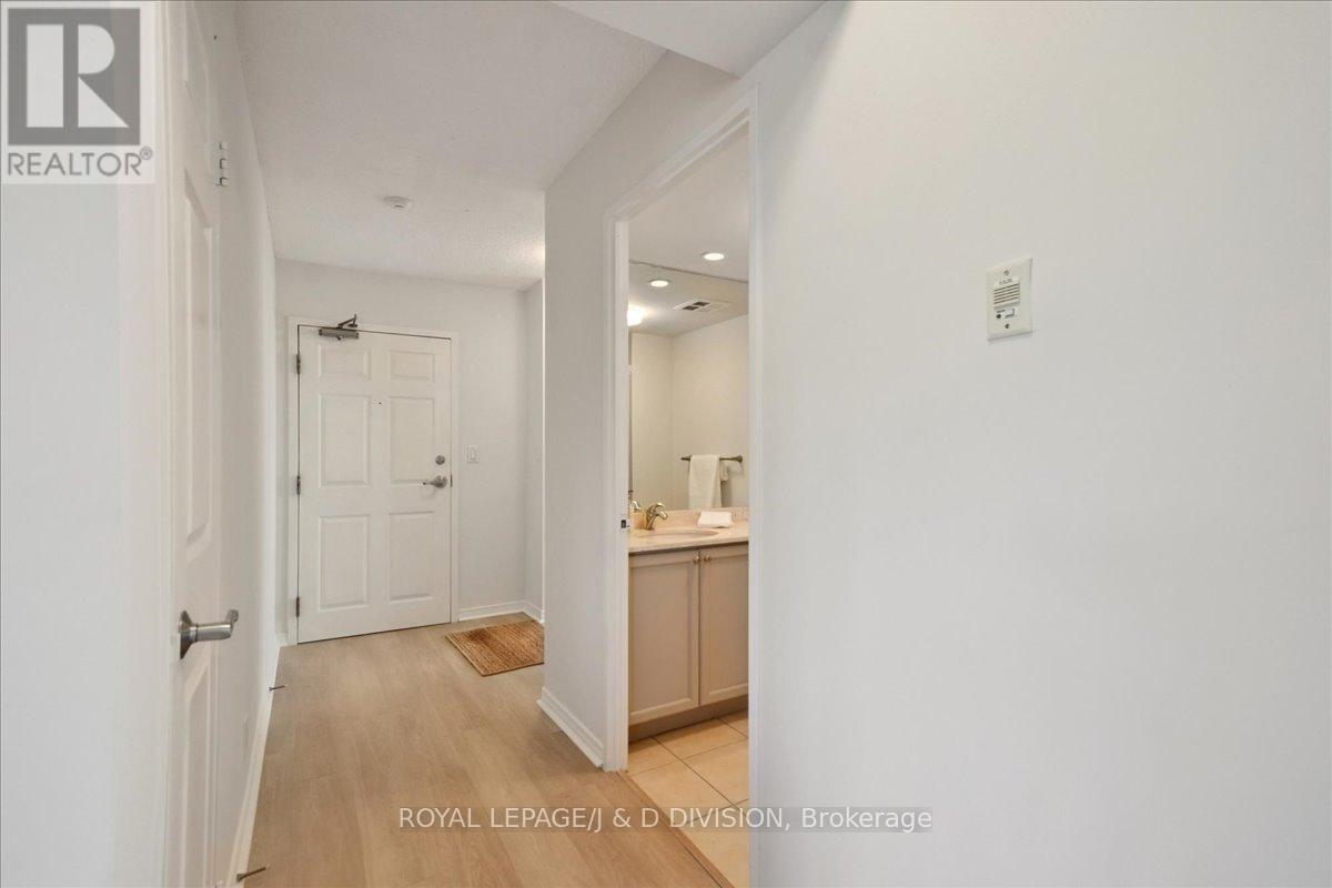 405 - 245 Davisville Avenue, Toronto (Mount Pleasant East), Ontario  M4S 3H4 - Photo 5 - C12450084