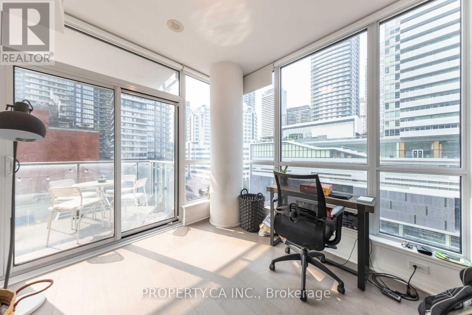 911 - 8 Mercer Street, Toronto, Ontario  M5V 0C4 - Photo 11 - C12450088
