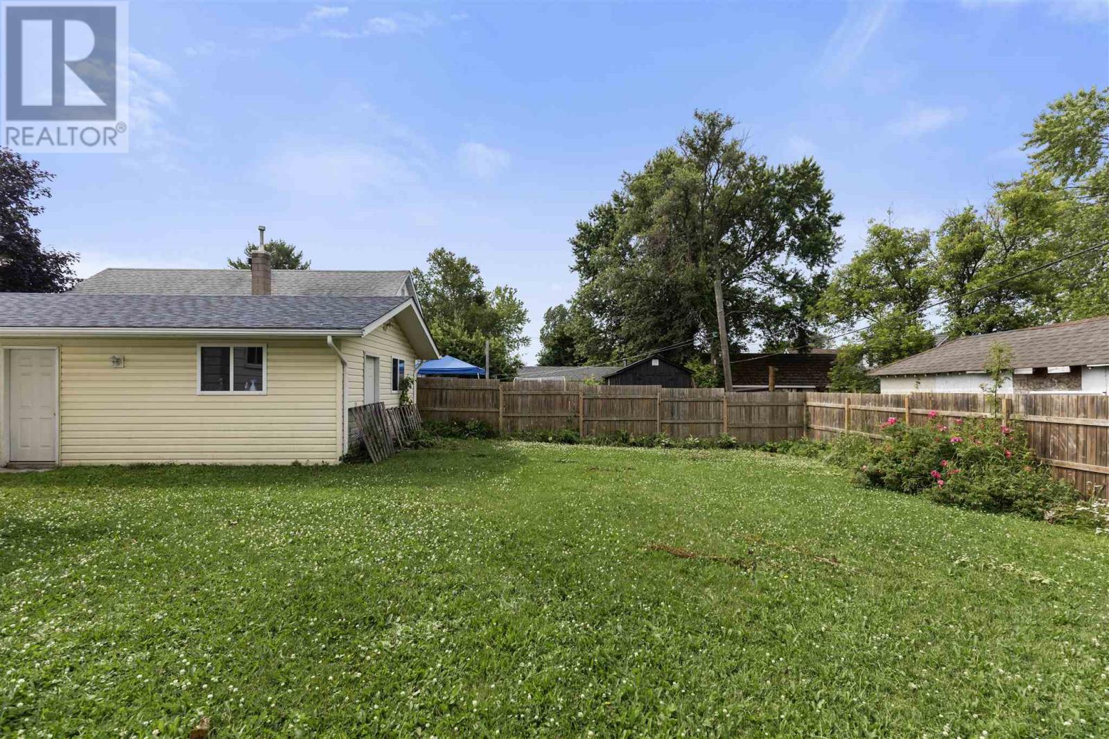 57 Cameron Ave, Sault Ste. Marie, Ontario  P6B 4W9 - Photo 39 - SM252893