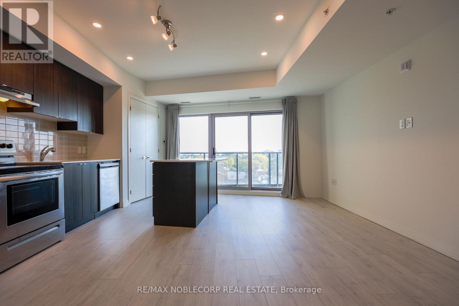 510 - 408 Browns Line, Toronto, Ontario  M8W 0C3 - Photo 13 - W12449737