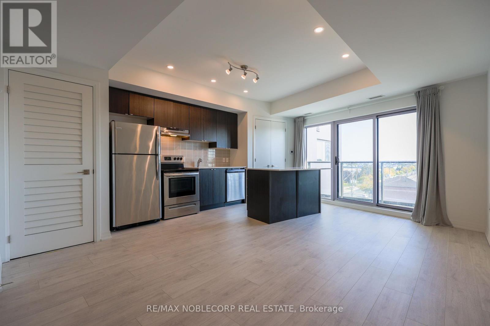 510 - 408 Browns Line, Toronto, Ontario  M8W 0C3 - Photo 15 - W12449737
