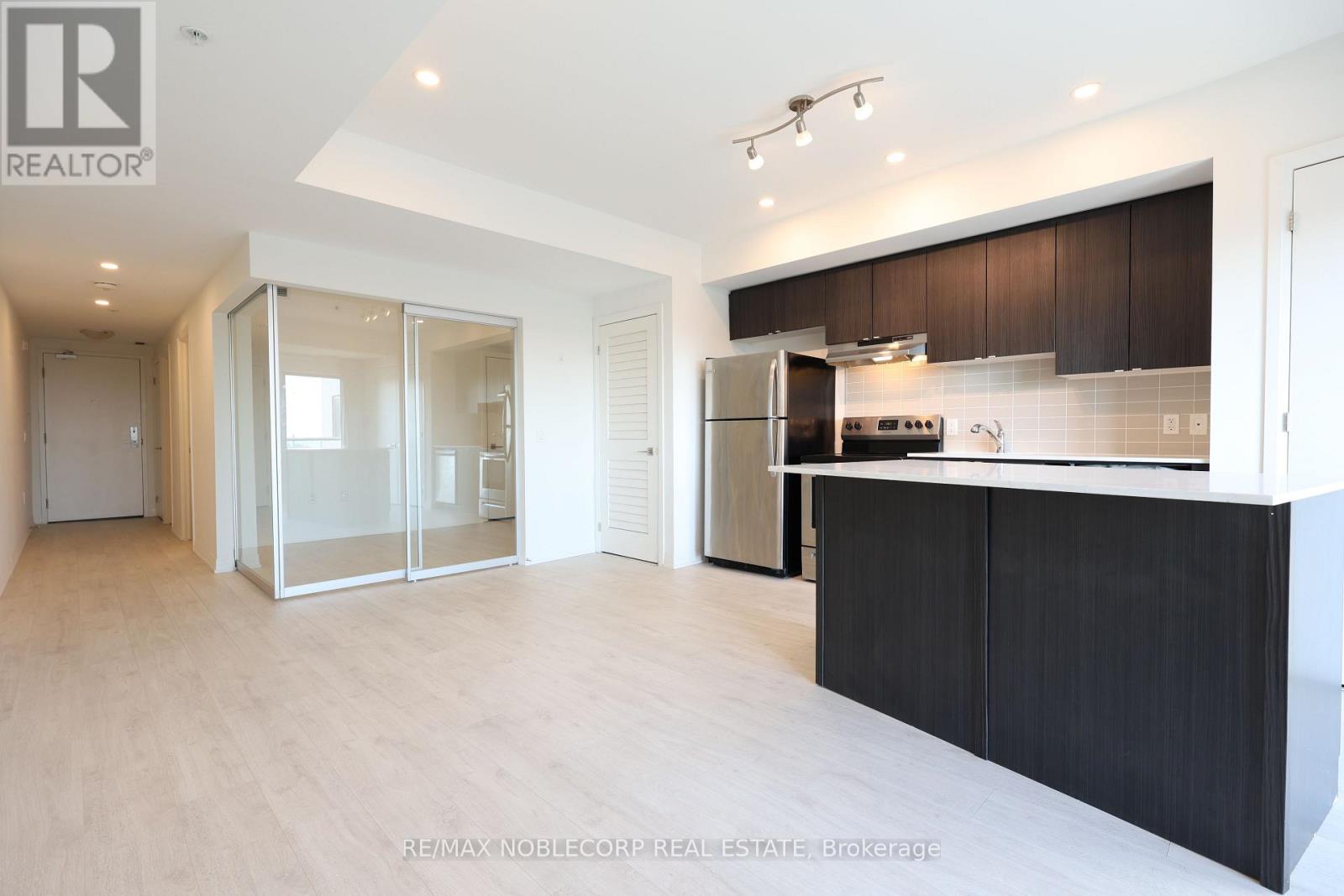 510 - 408 Browns Line, Toronto, Ontario  M8W 0C3 - Photo 12 - W12449737