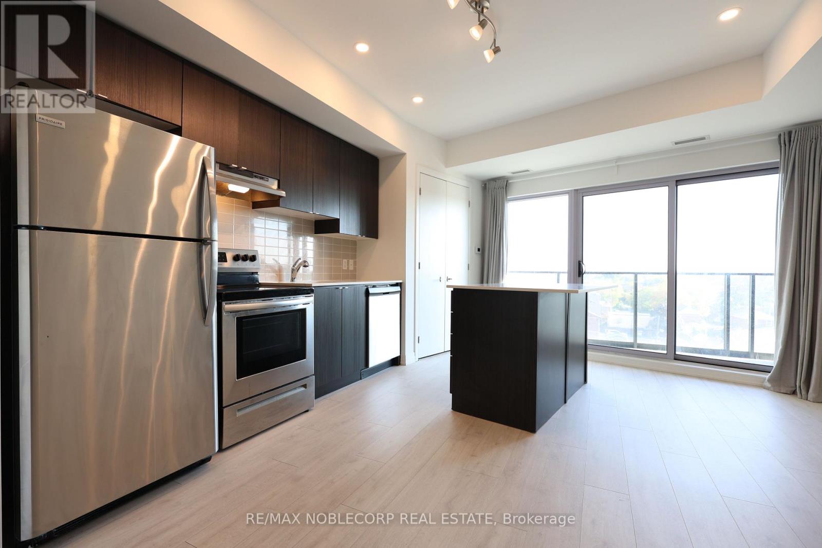 510 - 408 Browns Line, Toronto, Ontario  M8W 0C3 - Photo 14 - W12449737