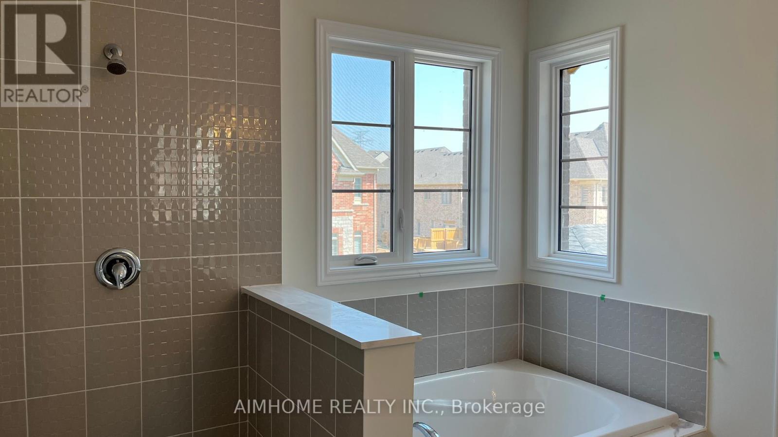 20 Clutterbuck Lane, Ajax, Ontario  L1T 4R2 - Photo 10 - E12450076