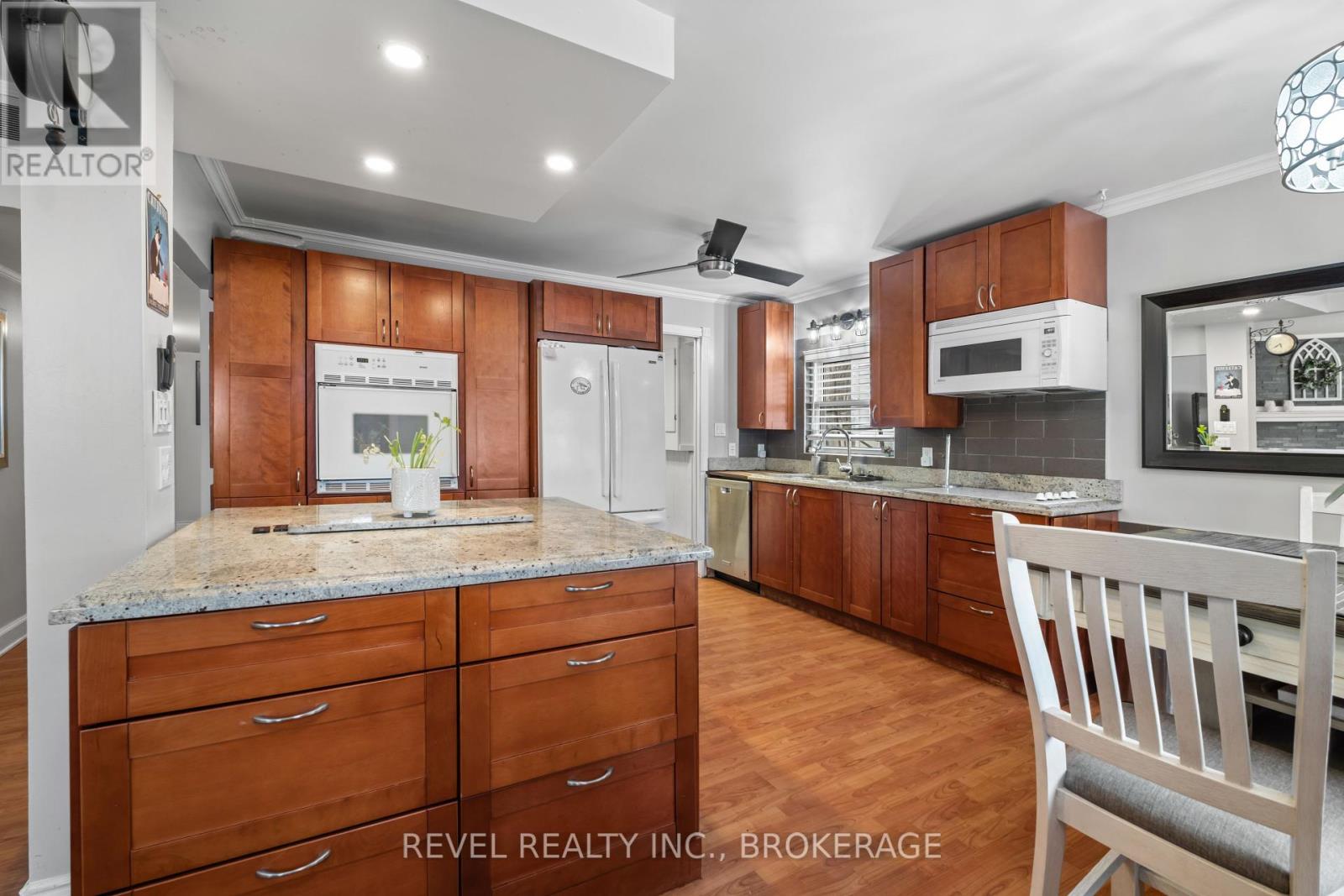 4221 Bath Road, Kingston, Ontario  K7M 4Y8 - Photo 10 - X12450185
