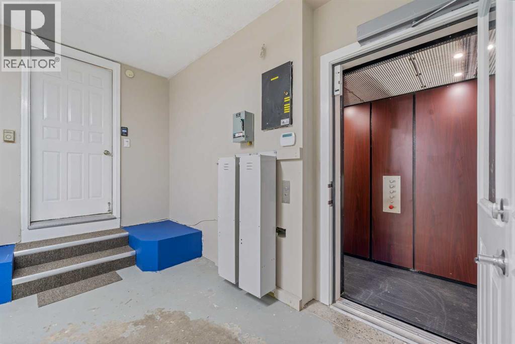 14 Douglasbank Drive Se, Calgary, Alberta  T2Z 2B7 - Photo 39 - A2256288