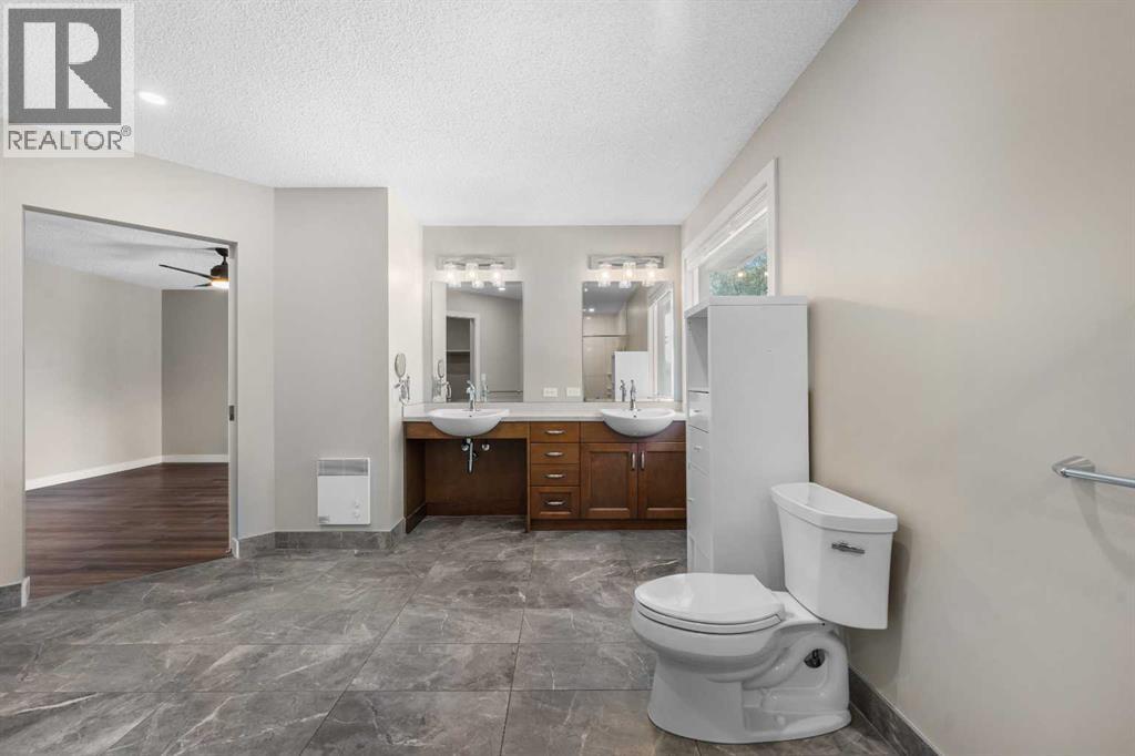 14 Douglasbank Drive Se, Calgary, Alberta  T2Z 2B7 - Photo 31 - A2256288