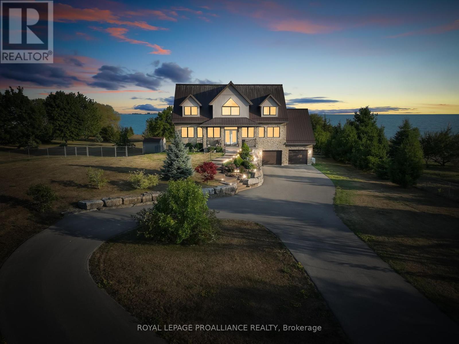 263 Lakeshore Road, Brighton, Ontario  K0K 1H0 - Photo 2 - X12450235