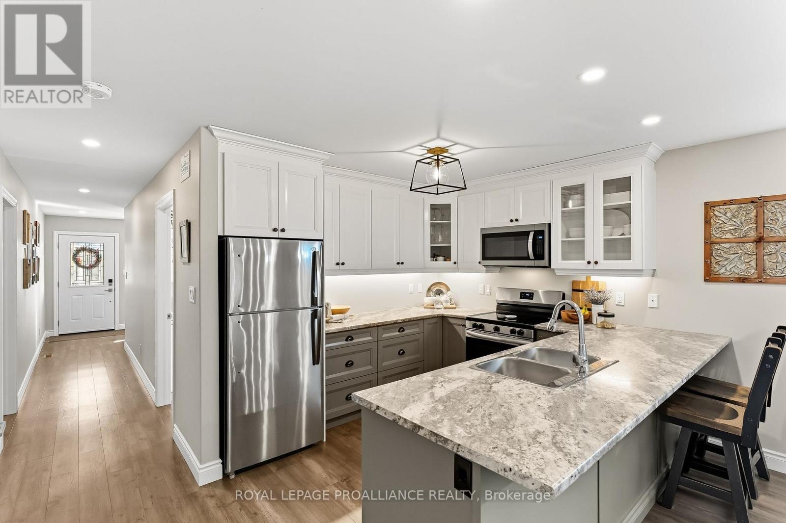 10 Cassidey Drive, Brighton, Ontario  K0K 1H0 - Photo 7 - X12450240