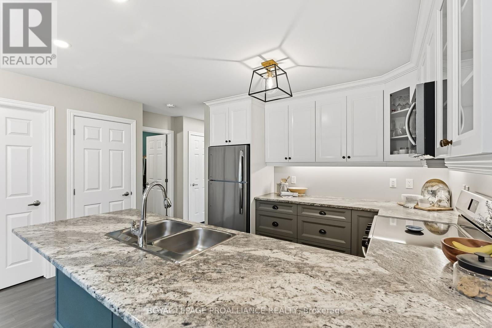 10 Cassidey Drive, Brighton, Ontario  K0K 1H0 - Photo 8 - X12450240