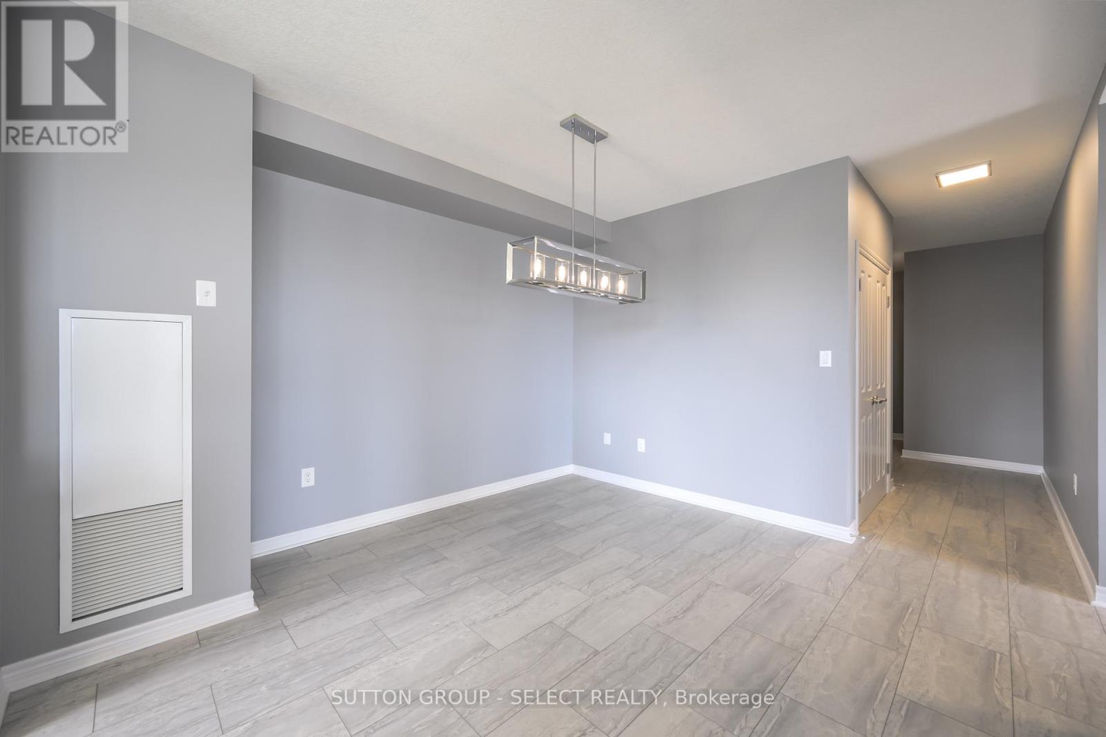 303 - 1030 Coronation Drive, London North (North I), Ontario  N6G 0G5 - Photo 5 - X12450141