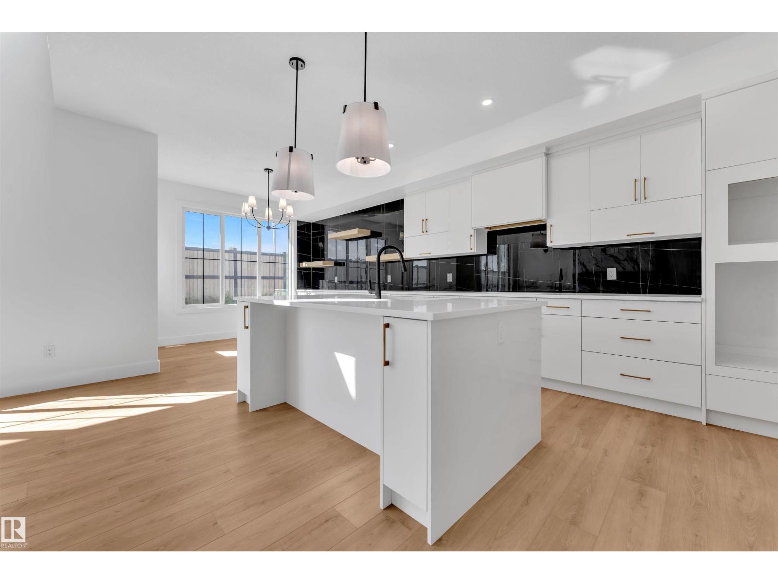 266 Munn Wy, Leduc, Alberta  T9E 1V2 - Photo 5 - E4461175