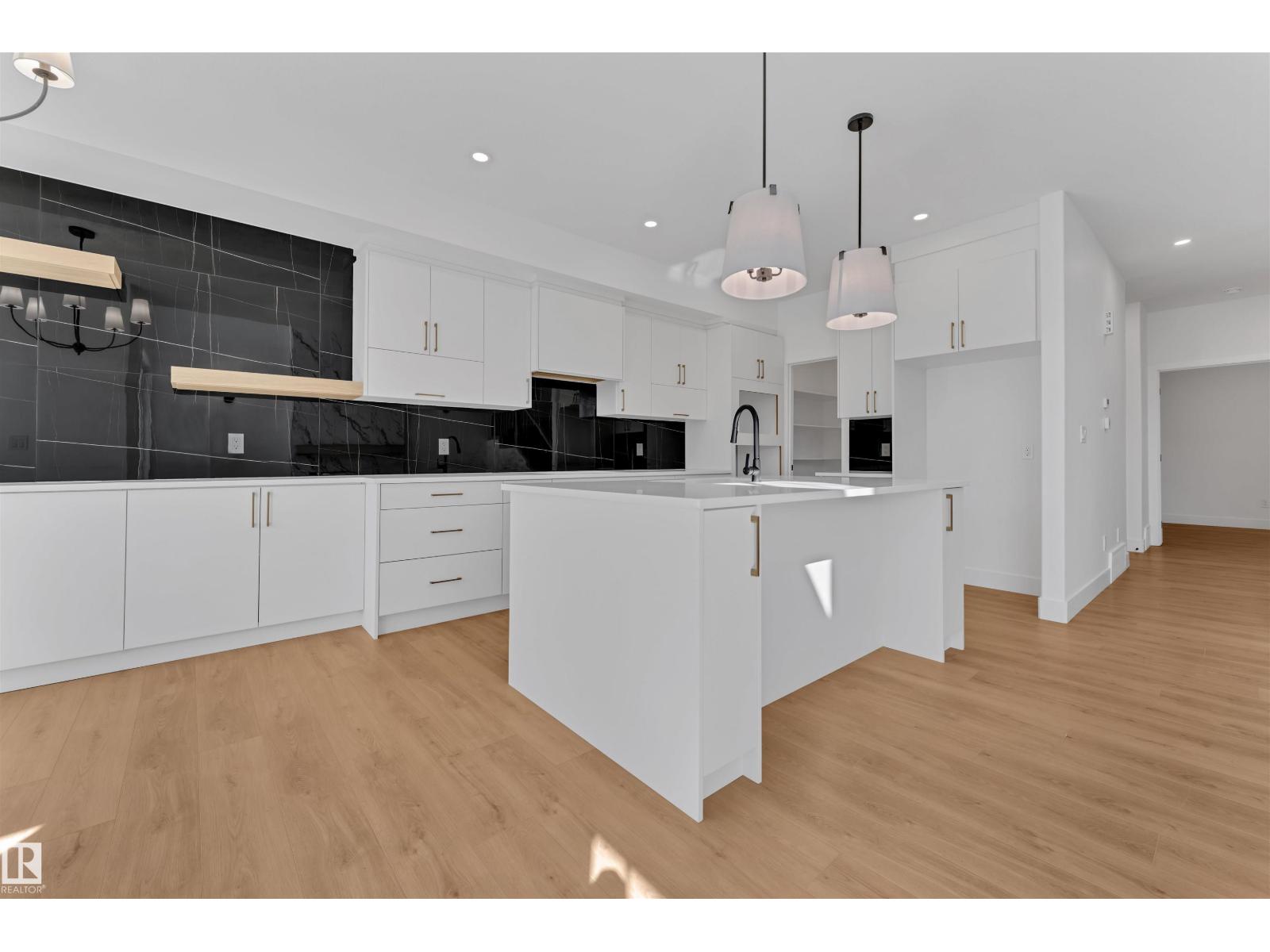 266 Munn Wy, Leduc, Alberta  T9E 1V2 - Photo 6 - E4461175
