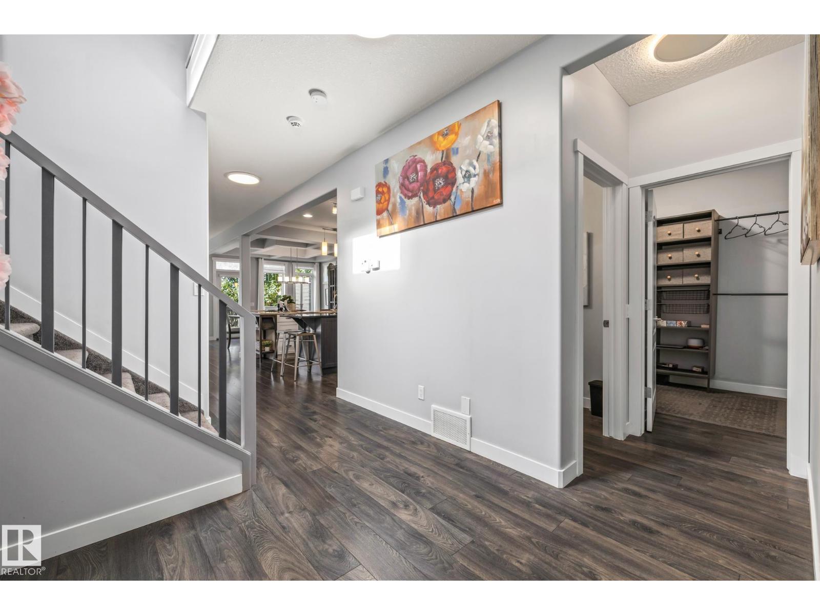 7820 Getty Wd Nw, Edmonton, Alberta  T5T 7A9 - Photo 3 - E4461176