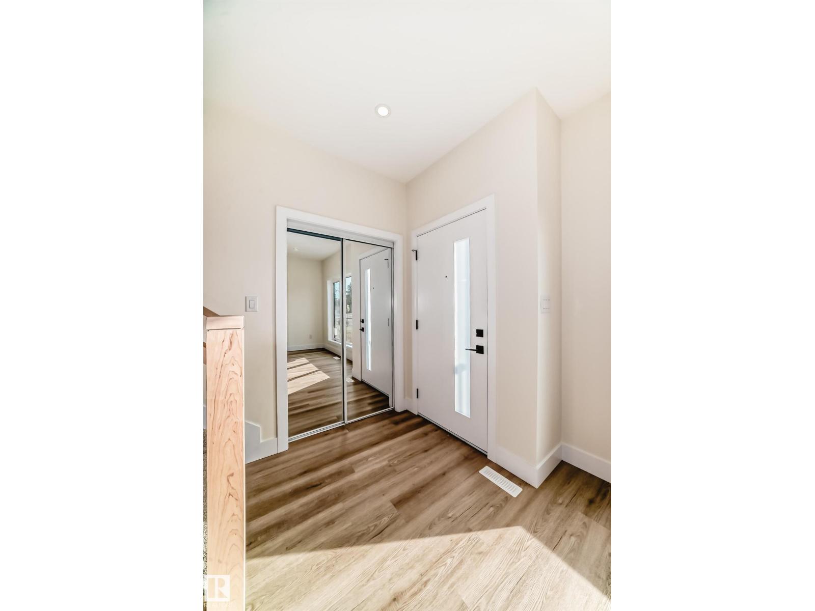 10718 149 St Nw Nw, Edmonton, Alberta  T5P 1M2 - Photo 5 - E4461178