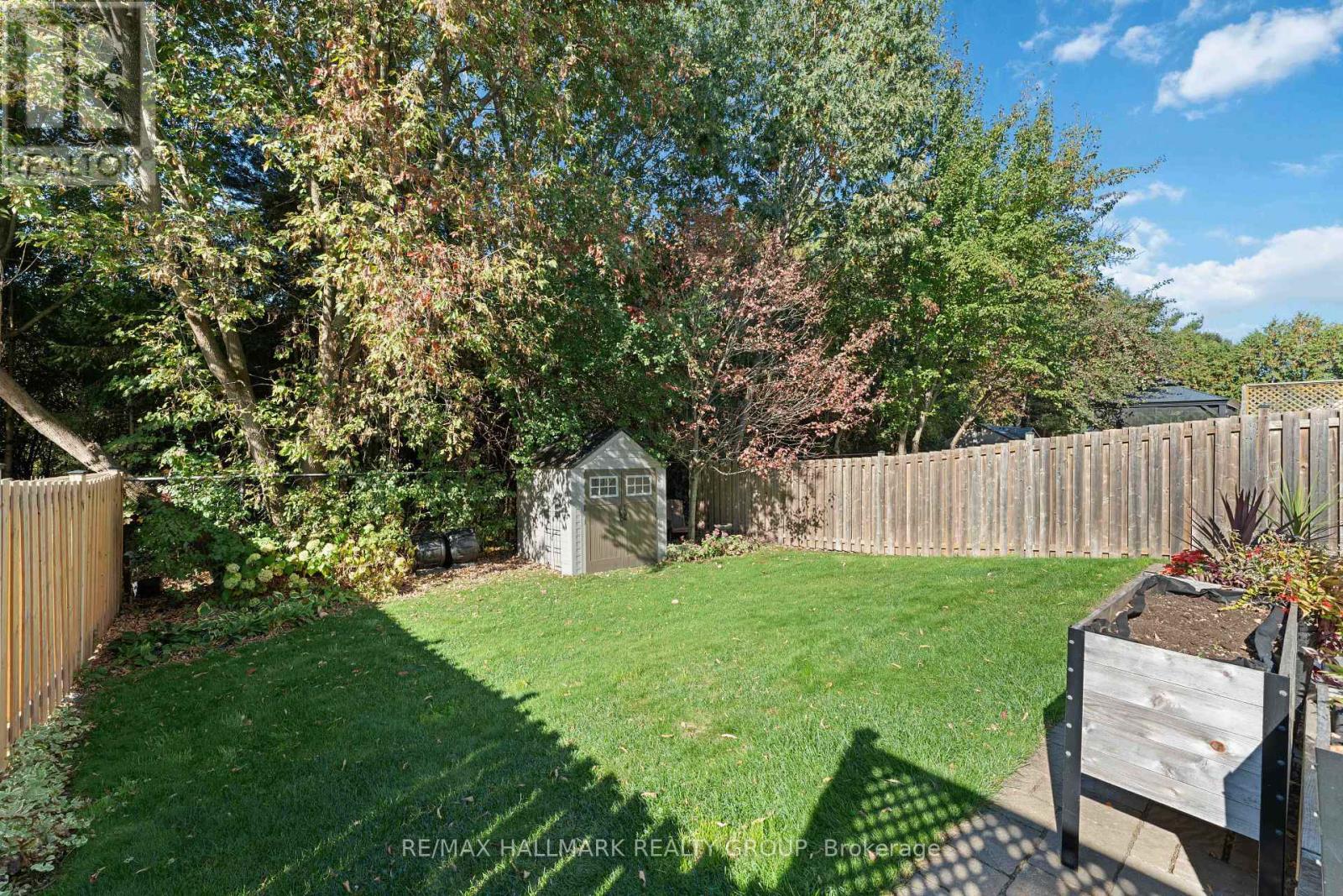 91 Borealis Crescent, Ottawa, Ontario  K1K 4T6 - Photo 32 - X12450109