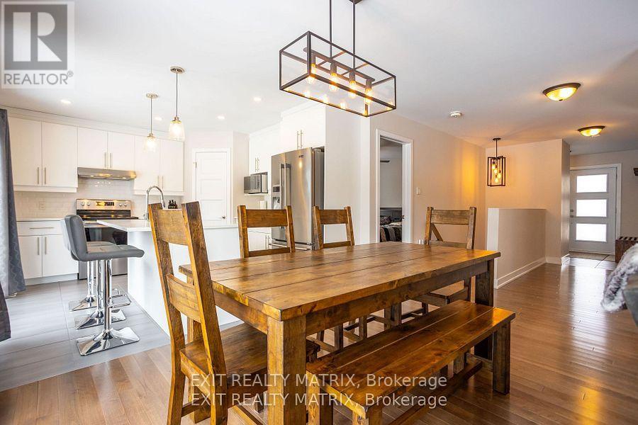 113 Argile Street E, Casselman, Ontario  K0A 1M0 - Photo 7 - X12450118