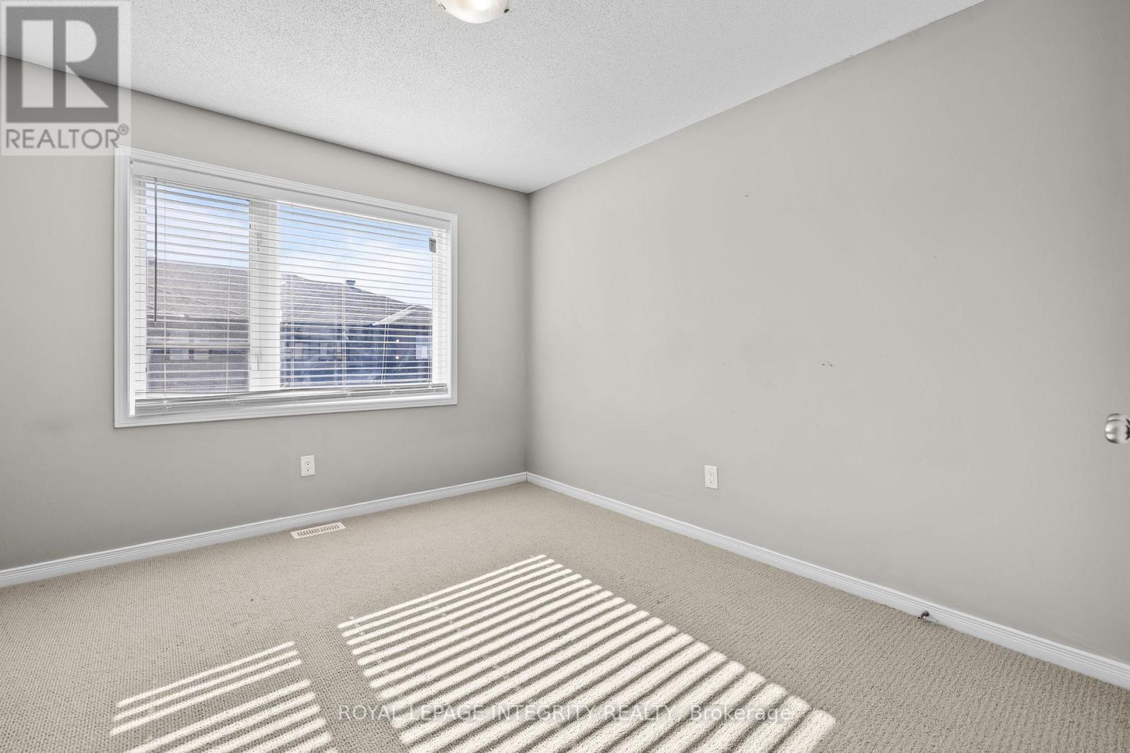 14 Hackney Private, Ottawa, Ontario  K2V 0K8 - Photo 12 - X12450135