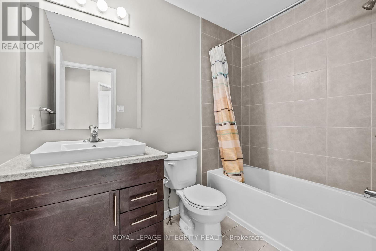 14 Hackney Private, Ottawa, Ontario  K2V 0K8 - Photo 14 - X12450135