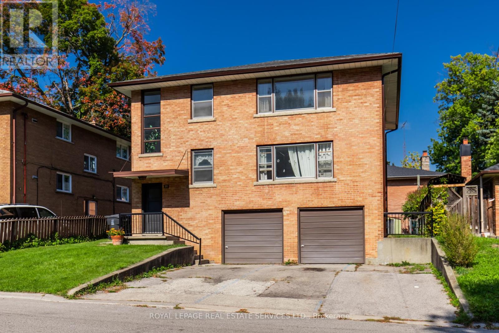 20 Park Boulevard, Toronto, Ontario  M8W 1G7 - Photo 2 - W12448691