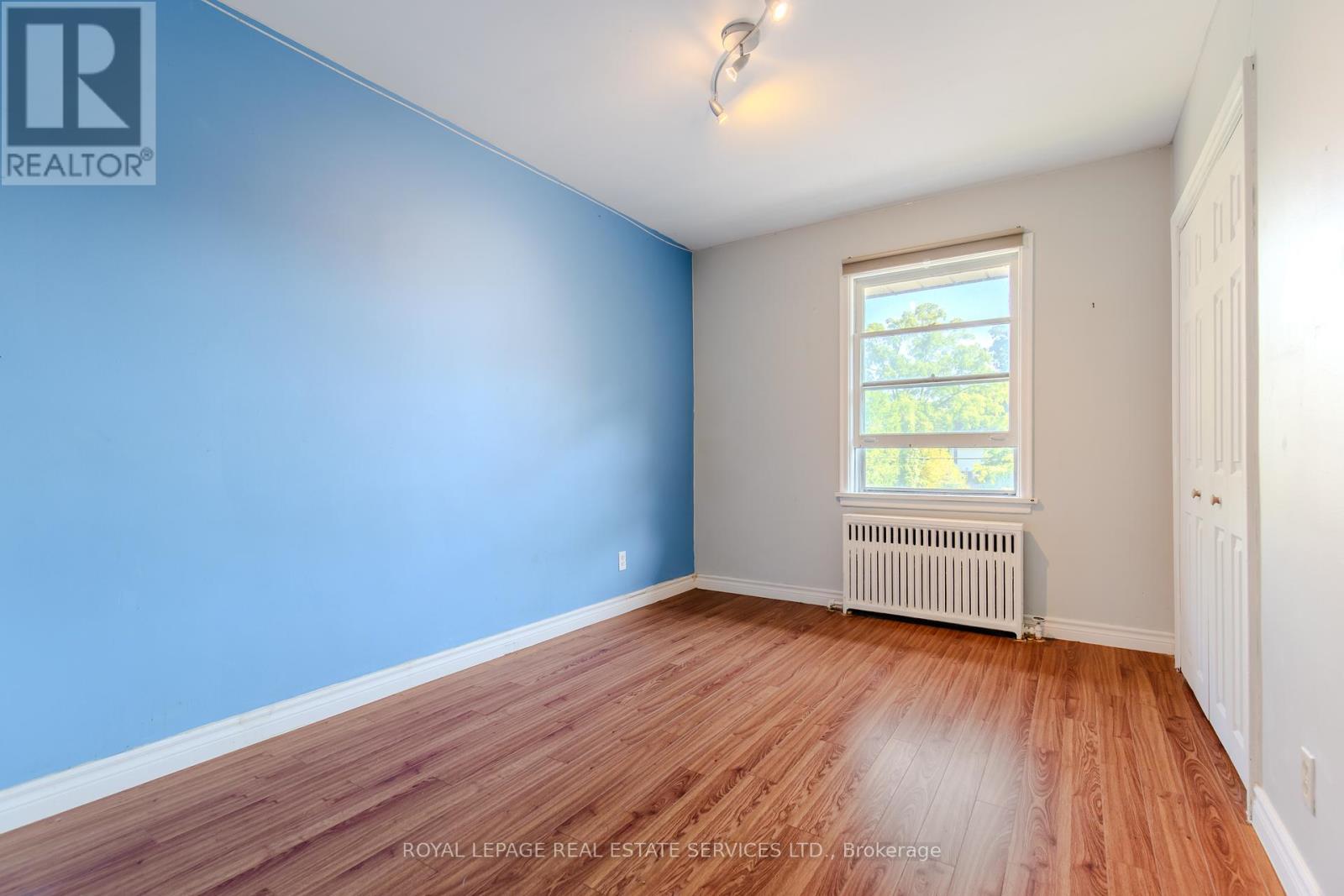 20 Park Boulevard, Toronto, Ontario  M8W 1G7 - Photo 26 - W12448691