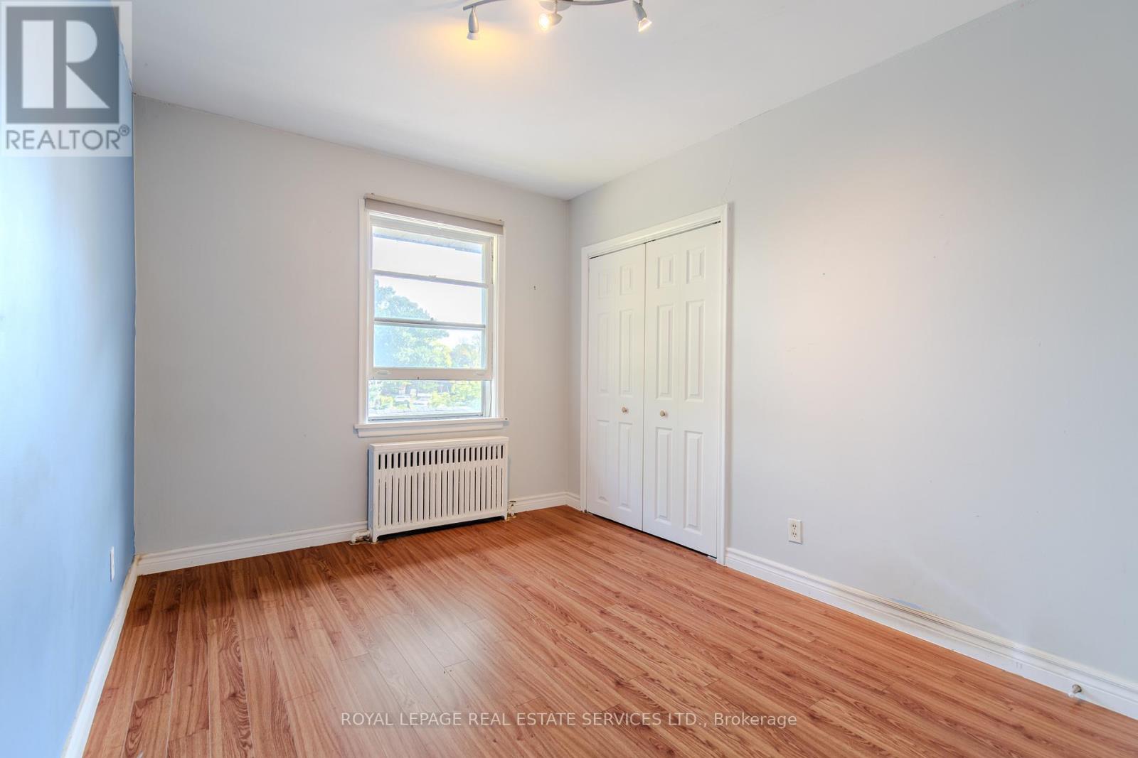 20 Park Boulevard, Toronto, Ontario  M8W 1G7 - Photo 25 - W12448691
