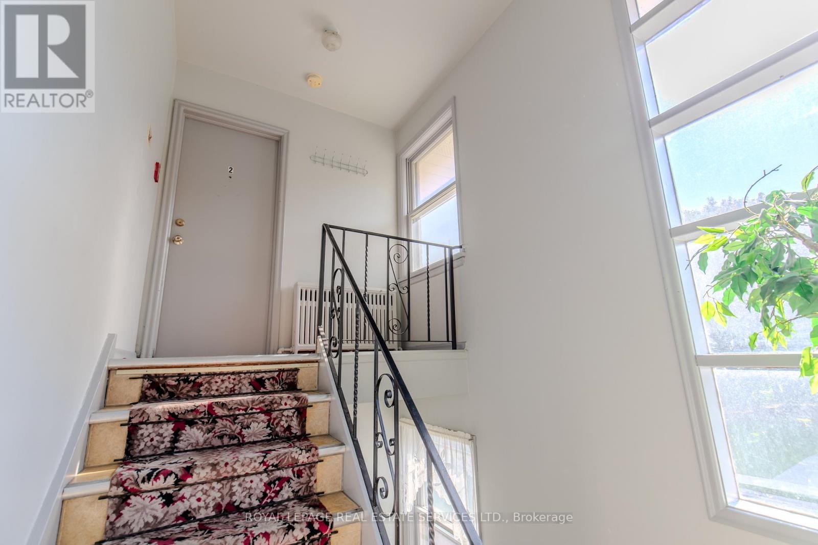 20 Park Boulevard, Toronto, Ontario  M8W 1G7 - Photo 7 - W12448691