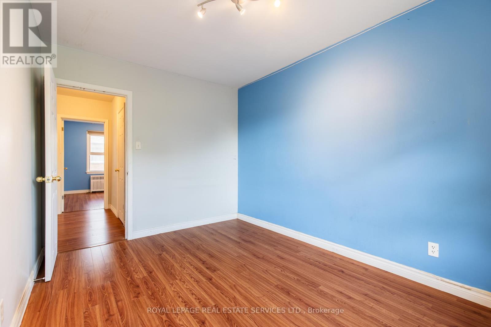 20 Park Boulevard, Toronto, Ontario  M8W 1G7 - Photo 24 - W12448691