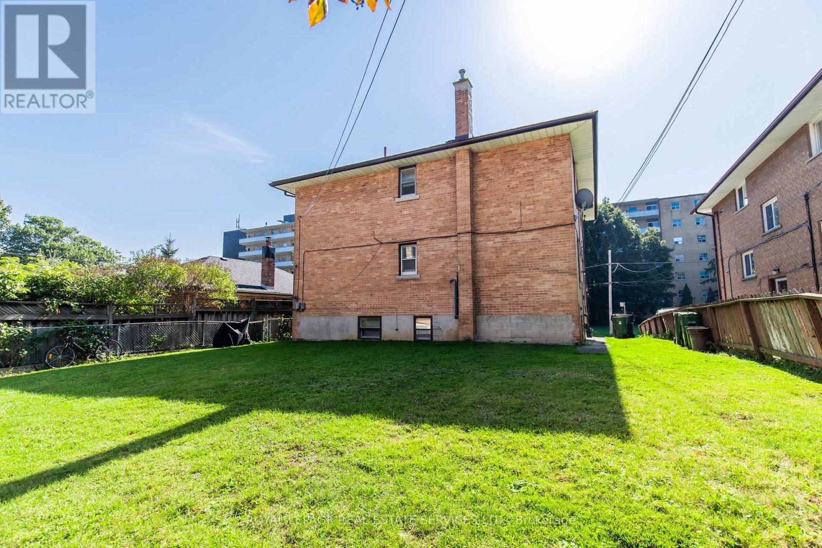 20 Park Boulevard, Toronto, Ontario  M8W 1G7 - Photo 33 - W12448691