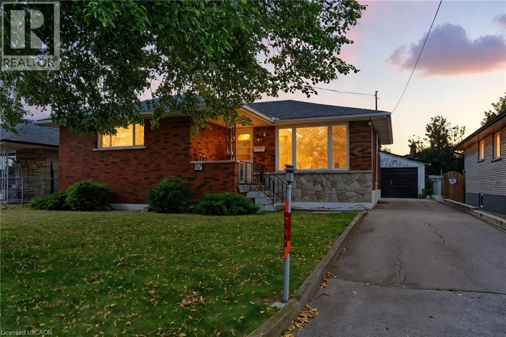 97 Kenora Avenue, Hamilton, Ontario  L8E 1C3 - Photo 1 - 40776456