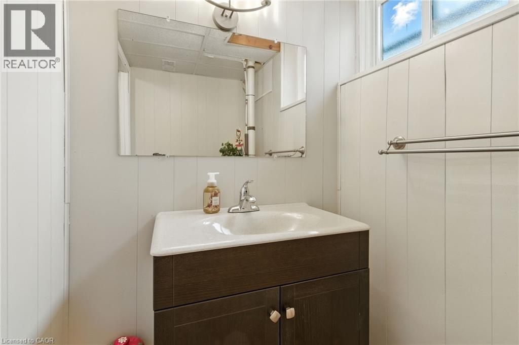 97 Kenora Avenue, Hamilton, Ontario  L8E 1C3 - Photo 40 - 40776456