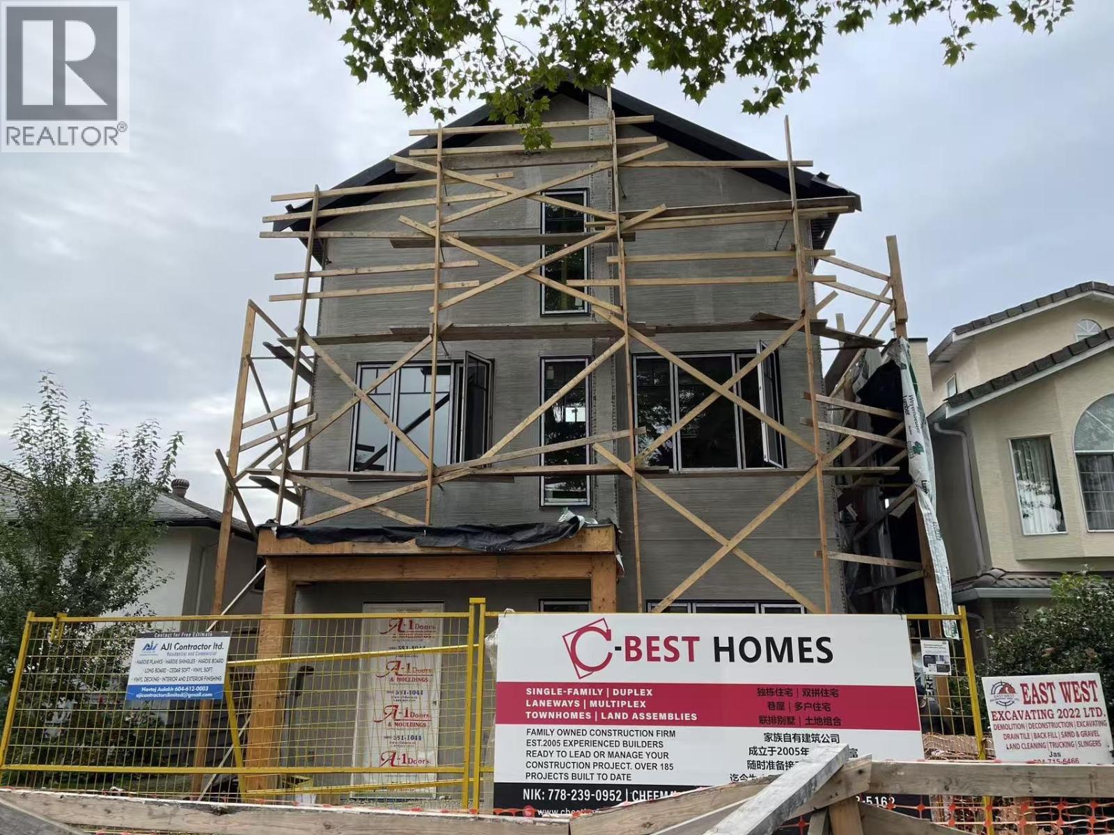 3015 E 19TH AVENUE, Vancouver, British Columbia