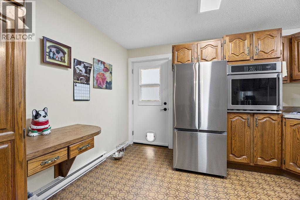 2429 Salmon River Road, Salmon Arm, British Columbia  V1E 4M1 - Photo 6 - 10364740