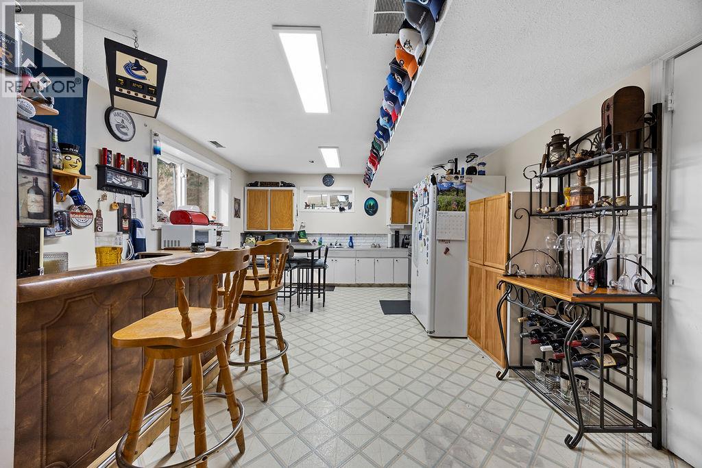 2429 Salmon River Road, Salmon Arm, British Columbia  V1E 4M1 - Photo 31 - 10364740