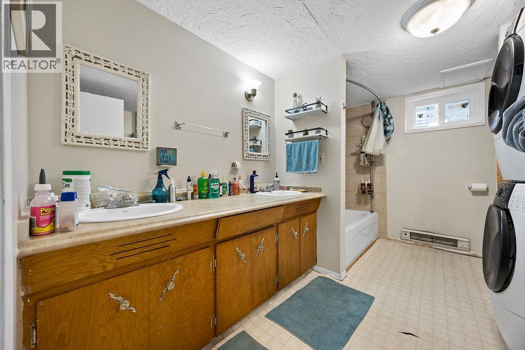 2429 Salmon River Road, Salmon Arm, British Columbia  V1E 4M1 - Photo 43 - 10364740