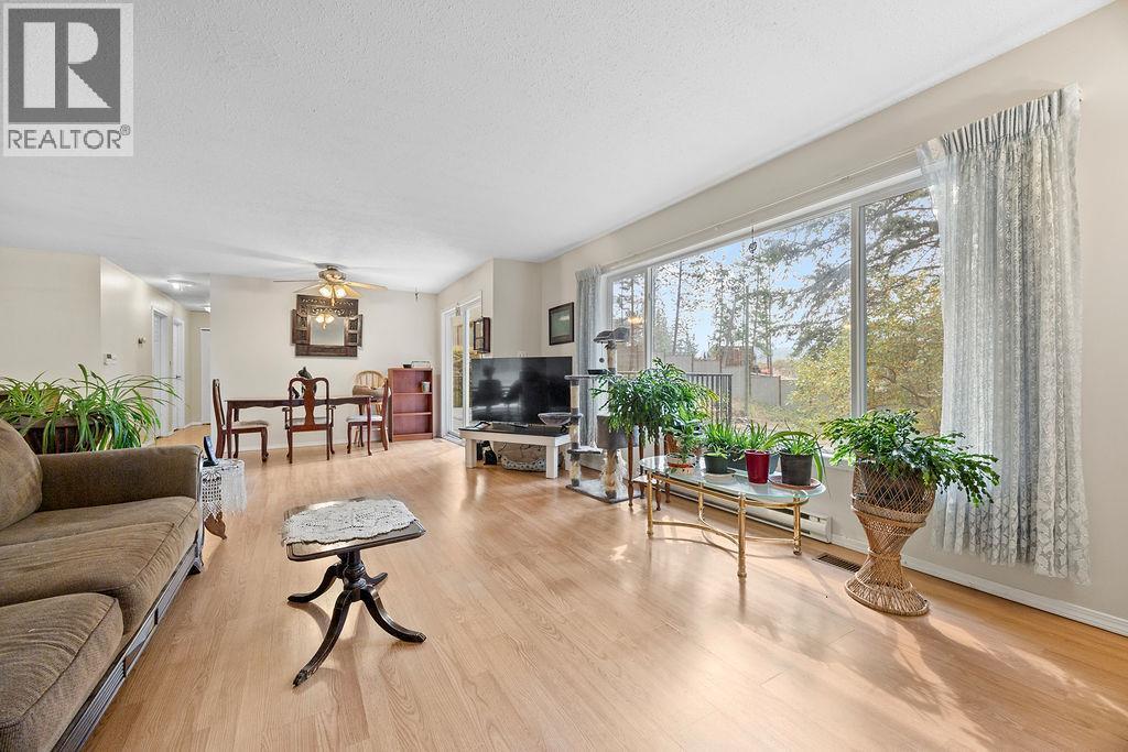 2429 Salmon River Road, Salmon Arm, British Columbia  V1E 4M1 - Photo 13 - 10364740