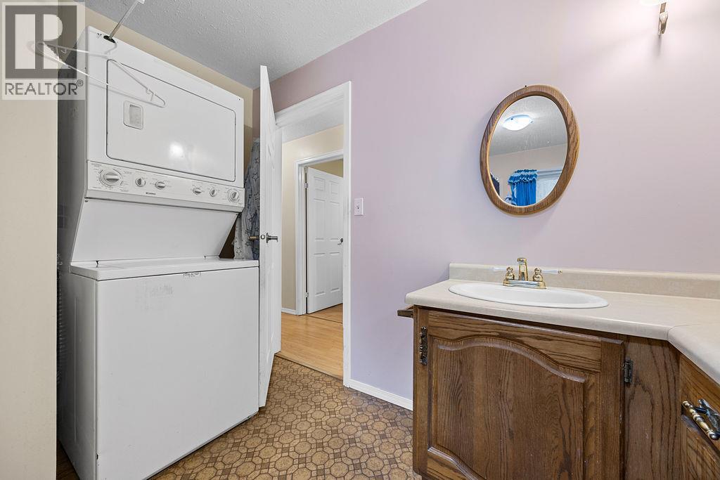 2429 Salmon River Road, Salmon Arm, British Columbia  V1E 4M1 - Photo 19 - 10364740
