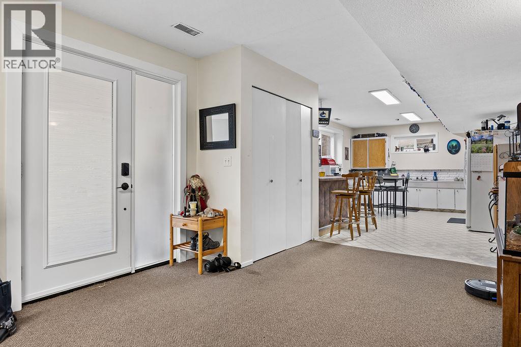 2429 Salmon River Road, Salmon Arm, British Columbia  V1E 4M1 - Photo 30 - 10364740