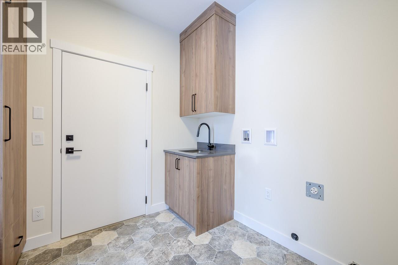2140 Linfield Drive, Kamloops, British Columbia  V1S 0G3 - Photo 12 - 10365289
