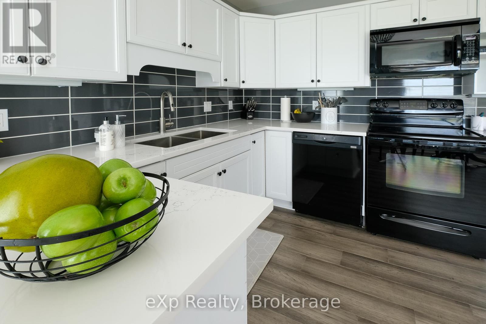 363912 18 Side Road, Meaford, Ontario  N0H 1B0 - Photo 11 - X12450171