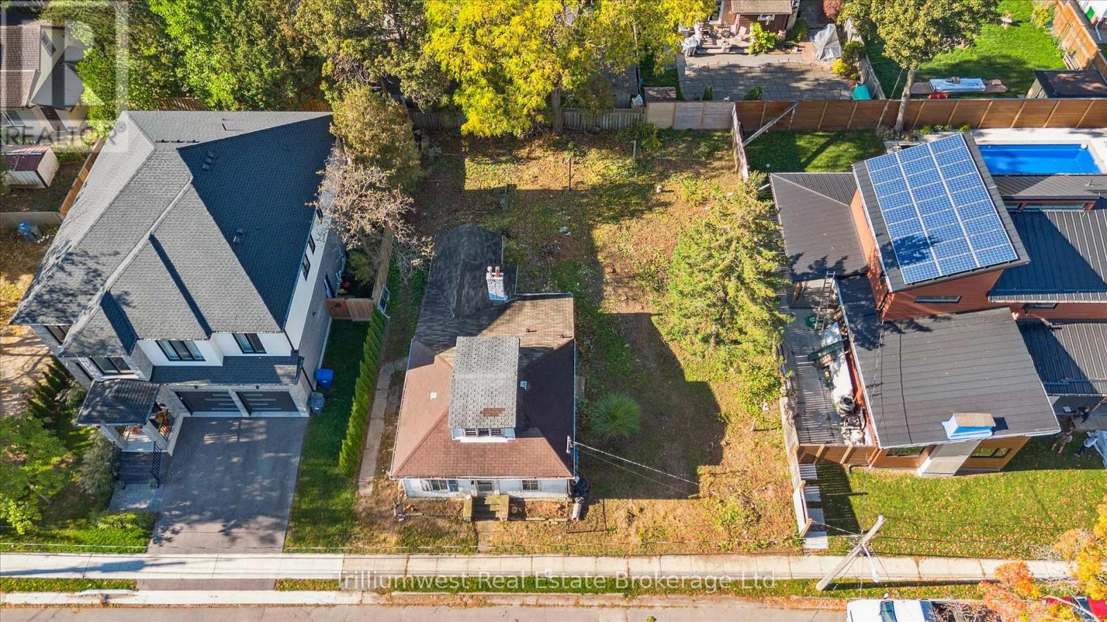 18 Jane Street, Guelph, Ontario  N1E 4T3 - Photo 1 - X12450199