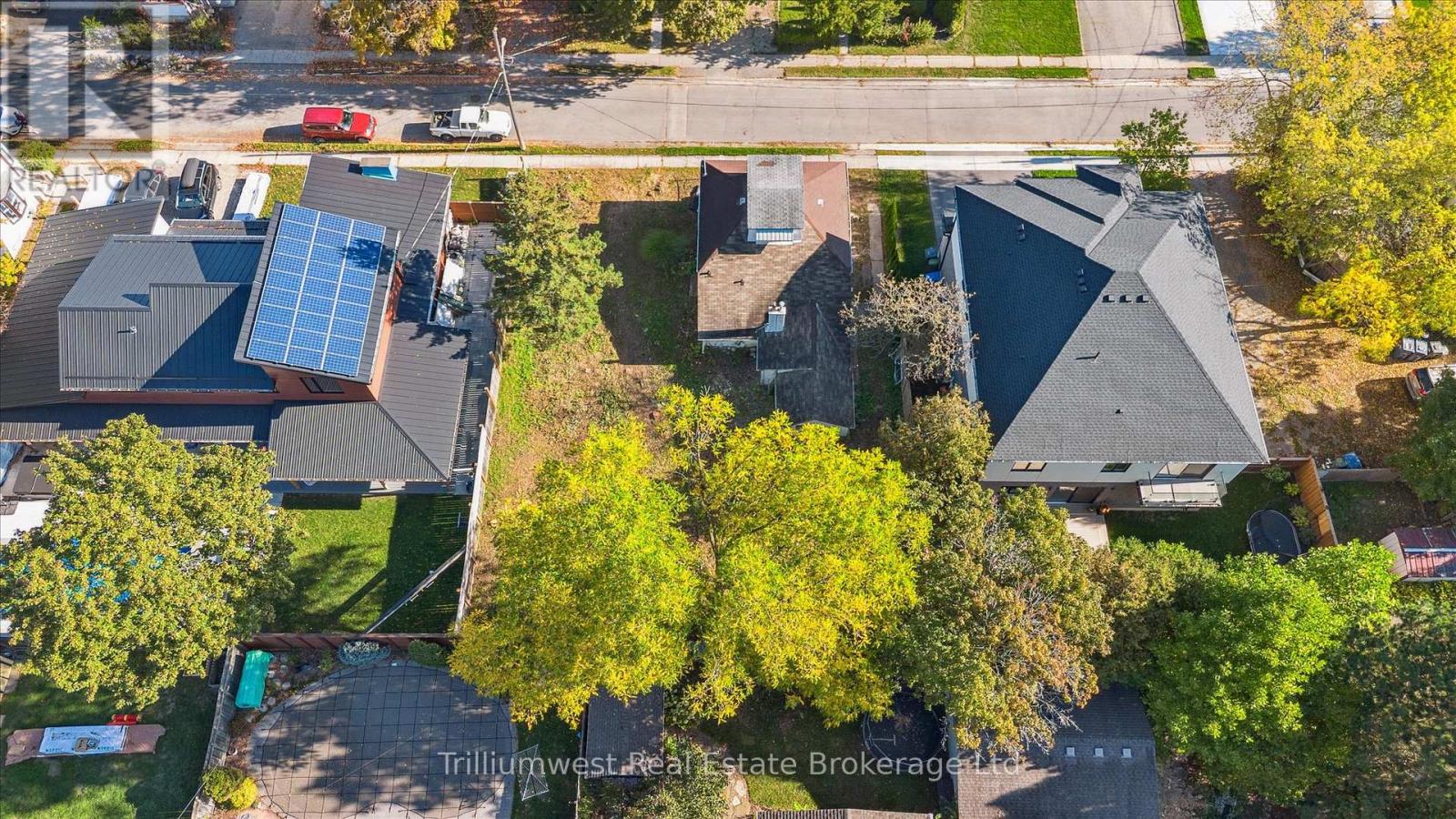 18 Jane Street, Guelph, Ontario  N1E 4T3 - Photo 3 - X12450199