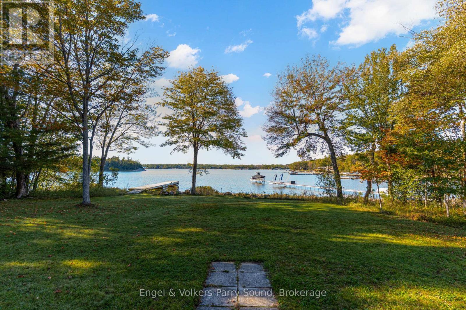 5 Beech Avenue, Carling, Ontario  P0G 1G0 - Photo 36 - X12450202
