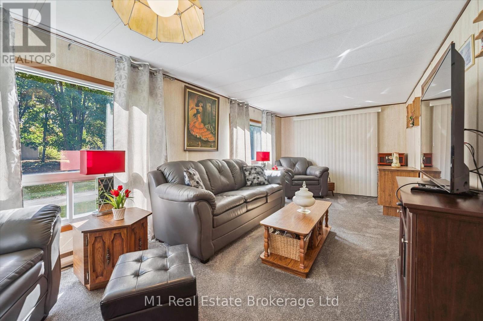 1 Grand Vista Drive, Wellington North, Ontario  N0G 2L0 - Photo 19 - X12450223
