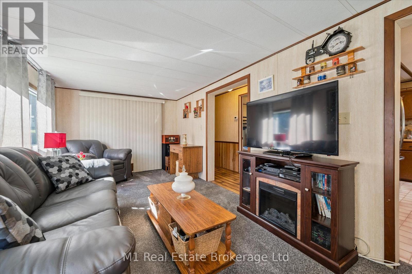 1 Grand Vista Drive, Wellington North, Ontario  N0G 2L0 - Photo 20 - X12450223