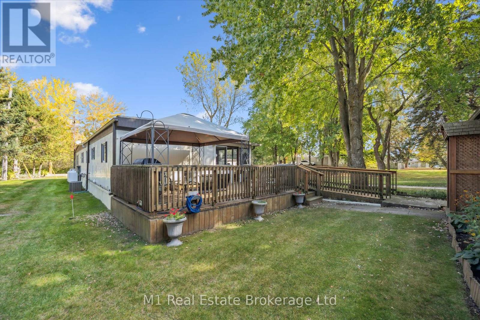 1 Grand Vista Drive, Wellington North, Ontario  N0G 2L0 - Photo 28 - X12450223