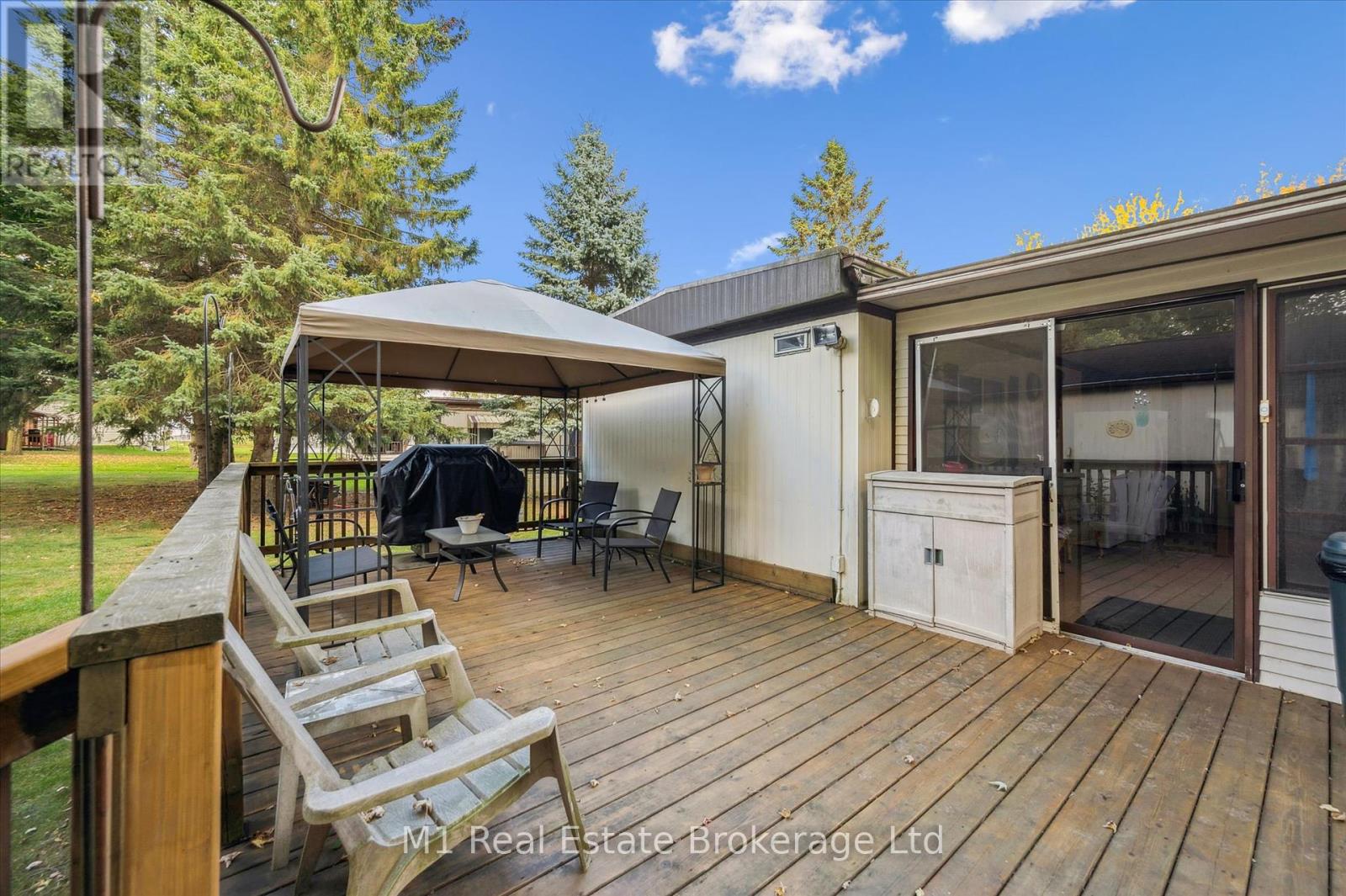 1 Grand Vista Drive, Wellington North, Ontario  N0G 2L0 - Photo 30 - X12450223